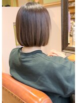 メモリーズ 水天宮前店(Memories)&nbsp;ワインレッドチョコレートブラウンシャギーボブ内巻きボブ