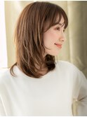 ミルクティーアッシュゆるふわミディアムレイヤーY上尾30代40代