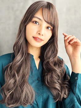 ロメオ (ROMEO)の写真/【イルミナ・エドル・ケアブリーチ】透明感・高発色・ダメージレスなカラーで理想の髪色に。