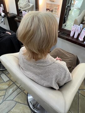 ヘアーメイクフィールヒルズ(FEEL HILLS) ホワイトミルクティー