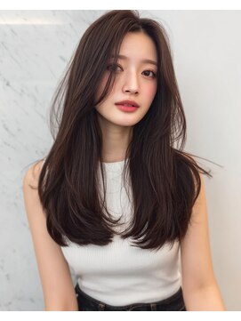 リエル(LIERU) かき上げ前髪×ストレートロングの大人っぽヘア