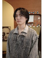 エディ(Edy)&nbsp;メンズセンターパートカルマヘア韓国ヘアニュアンスパーマ岡山