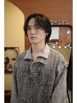 エディ(Edy) メンズセンターパートカルマヘア韓国ヘアニュアンスパーマ岡山