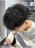 シャドウパーマ/波巻きパーマ/メンズ/センターパート/眉毛