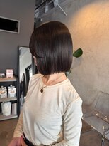 アイドット(i.)&nbsp;切りっぱなしボブ