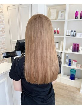 アンベリール(Embellir) ブロンドヘア