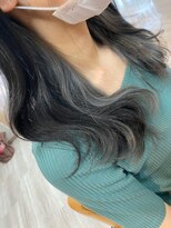 アリカ(arika)&nbsp;グレーヘア×インナーシルバー