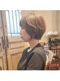 大人綺麗な小顔襟足スッキリショートボブ　30代40代50代