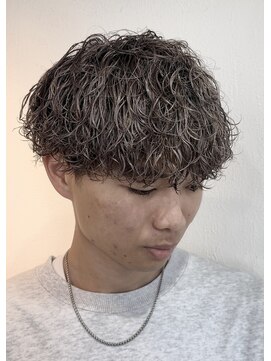 リヴ オオサカ(LIV OSAKA) 波巻きプードル　ブリーチパーマ　プードルパーマ