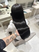 コア 梅田茶屋町店(Core)&nbsp;髪質改善×酸性縮毛矯正×美髪カラー 【core 茶屋町】