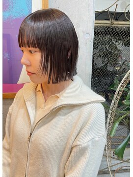 シーモアアンドサンズ(Seymour and Sons) 顔まわりレイヤーボブ