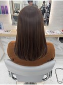 ベージュブラウン