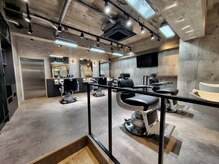 フリークバーバーショップ 烏丸御池店(FREAK BARBER SHOP)の雰囲気（メンズパーマ特化型BARBERSHOP ＜理容室＞メンズ/烏丸御池）