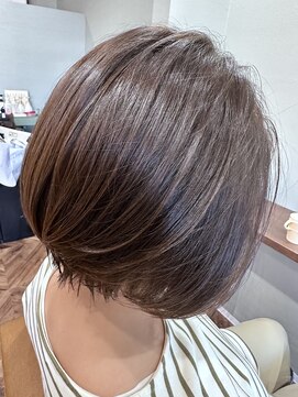 エウレカ(eureka) グラデーション BOB