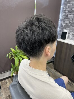 バーバープリモ(BARBER PRIMO)の写真/【茶屋町駅すぐ】カット￥2500/スピーディに安く理想のスタイルを叶える◆2席のみの男のためのバーバー◎
