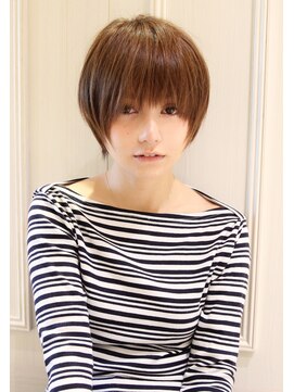 レウナ 外苑前(Reuna) 田中美保さん風★黒髪アッシュ