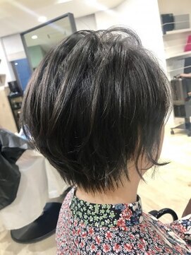 ユーフォリア 銀座本店(Euphoria) ☆ダークアッシュ×ニュアンスショート☆