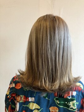 ザ ラブズ ラフズ ヘアー 本店(the loves laughs hair) ホワイトベージュ(^O^)