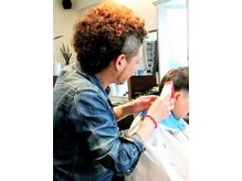 ヘアー ブラット(hair Brat)