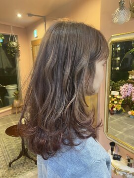 ヤード 藤沢(YARD) お客様ヌーディホワイトベージュ【湘南／藤沢】