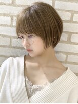 アンド ストーリーズ(&STORIES)&nbsp;大人かわいい小顔前下がりスリークボブローライト30代40代50代