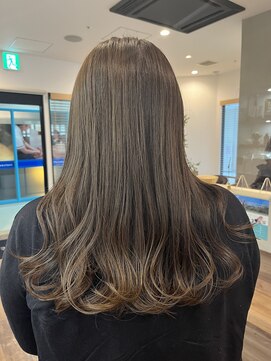 ブランシェ JR勝川駅前店 ナチュラルグラデーション