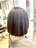 大人ボブ　ハイライト　白髪ぼかし　脱白髪染め