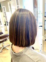レッド(ReD) 大人ボブ ハイライト 白髪ぼかし 脱白髪染め