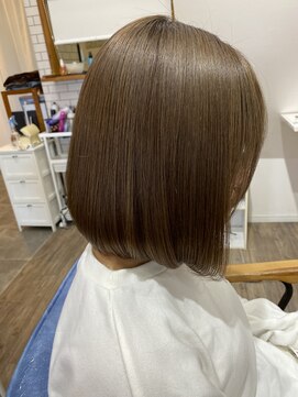 アンド ローバー(and LOVER) 明るるめボブ