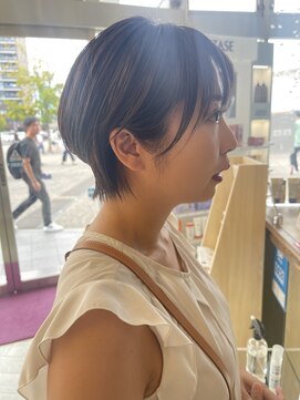 コワファースト 大分(COIFF1RST) ばっさりショートボブ