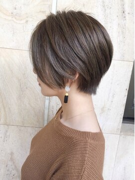 ランプ(Lamp) くびレイヤーグレーベージュニュアンスカラー白髪染め白髪ぼかし