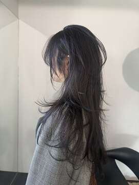 ゾーイダイミョウ(ZOEY daimyo) hush cut / layer cut