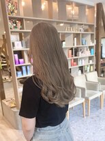 アヴァンス ジェイアール和歌山店(AVANCE.)&nbsp;派手髪×ハイトーン×ミルクティーベージュ