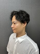 リリー(Lily) くせ毛を活かしたセンターパート【理容室】品川/大森/天空橋