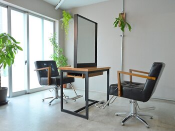 テテ ヘアアンドメイク(TETE hair and make)の写真/しっかり丁寧なカウンセリングで、格や癖を見極め、今まで史上一番あなたに似合うスタイルに◎