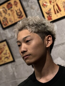 フランクスバーバーリベラルド 横浜(FRANK'S BARBER LIBERALD) MEN’S HAIR/BUZZ CUT/ホワイトカラー/スパイキーショート　H