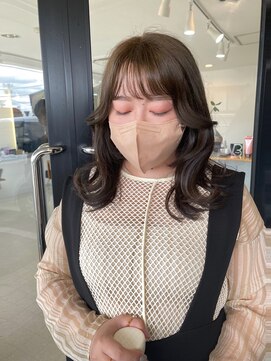 エンリッチヘア(enrich hair) ロングレイヤー　オリーブベージュ