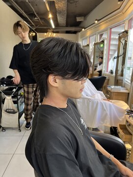 アイズ 海老名(AIZU) ニュアンスパーマ カルマパーマ センターパートウルフ