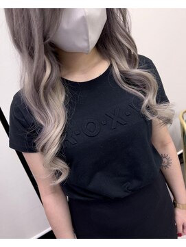 レヴェリー(REVERIE) プルエクステでインナー