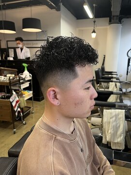 ワンワンオー バーバーショップ 博多店(@110 BARBER SHOP) ショートスペインカール