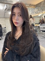 サイン 渋谷(SIGN)&nbsp;グレージュカラーハッシュカットレイヤーカットワインレッド