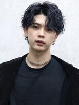 リタバイクロト(LITA by KUROT)&nbsp;黒髪カルマ風センターパート韓国ヘア