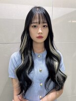 ピークアブー ワン(PEEK-A-BOO ONE)&nbsp;ホワイトブロンドイメチェンワイドバングエクステ韓国ヘア