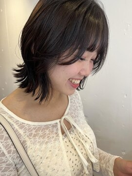 スケール(SCALE) くびれ外ハネ×柔らかショートボブ