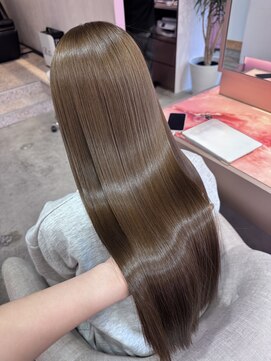 ウィクシーミミ 栄矢場町店(wixy mimi) オリーブベージュ