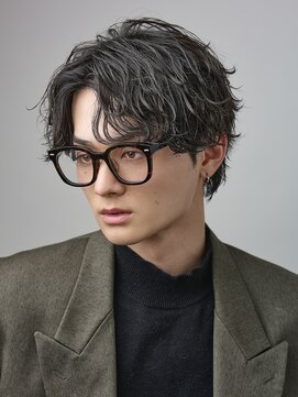 シャドウパーマ