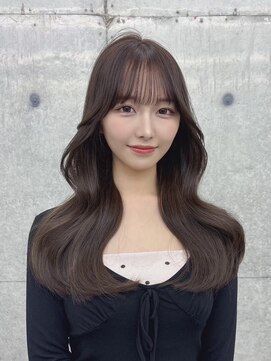 フォンズ(FONS) 透明感グレージュカラー/艶カラー/韓国ヘア/表参道/顔周りカット