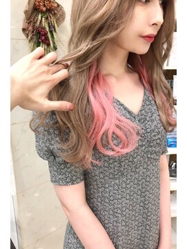 リア 大阪梅田(Ria) ~ミルクティーグレージュ ピンク シールエクステ~【大阪梅田】