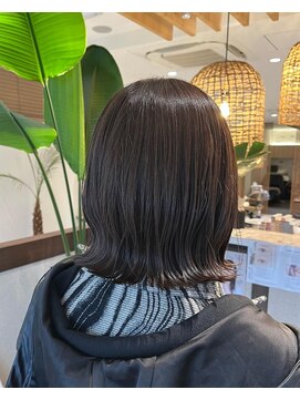 コスタエストオブリシェール(COSTA EST of RICHAIR) 外はねボブ