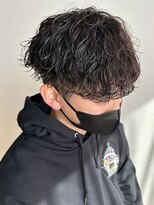 ティダスマイル(tida smile)&nbsp;波巻きツイストスパイラルパーマメンズカットツーブロック